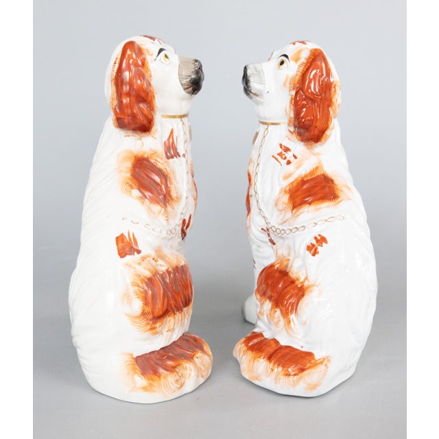 Staffordshire Antique 19th Century English Staffordshire Russet Spaniel Dogs - A Pair For Sale - Image 4 of 9