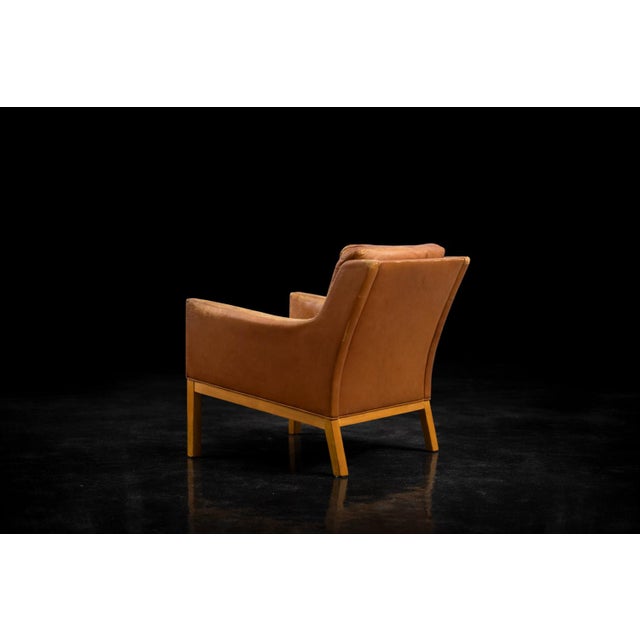 Mid-Century Modern Vintage Danish Model 39 Easy Chair by Kai Lyngfeldt Larsen for Søren Willadsen, 1960s For Sale - Image 3 of 18
