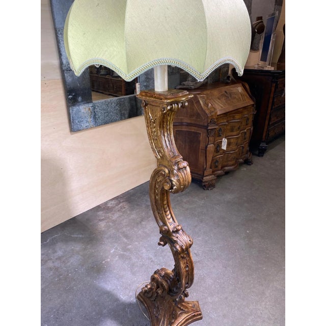 1960s Italian Resin Light Fixture – Gold Gilt Finish For Sale - Image 4 of 11