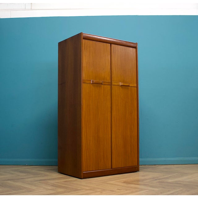 1960s Teak Wardrobe from Elliots of Newbury, 1960s For Sale - Image 5 of 13