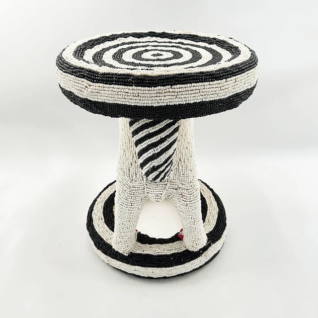 African Black and White Bead Bamileke Stool .Handcrafted Cameroon Coffee Table For Sale - Image 3 of 4