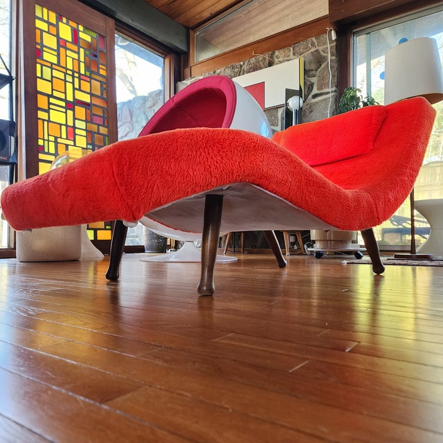 Vintage Mid-Century Modern Wave Chaise Lounge in Orange-Red Plush Upholstery, Adrian Pearsall Style For Sale - Image 14 of 16