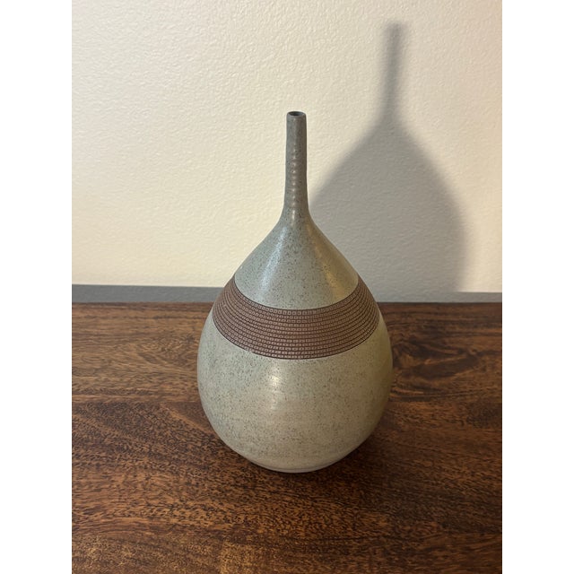 A refined contemporary studio pottery weed pot vase made in Puerto Rico in 2012 by David C.. The form draws from classic...