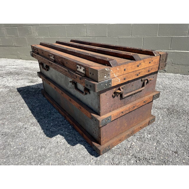 English Late 1800’s Vanderman Stagecoach Strong Box For Sale - Image 3 of 13