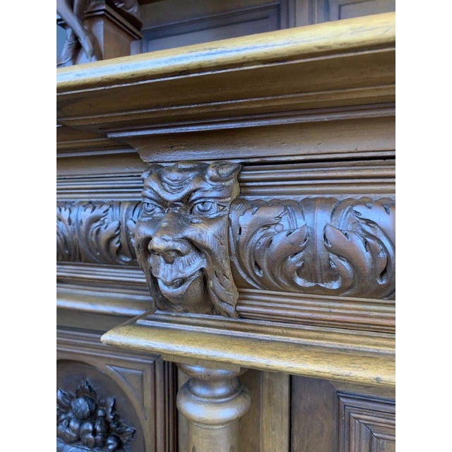 19th Century Late 19th Century Renaissance Style 2-Body Buffet in Carved Walnut For Sale - Image 5 of 10