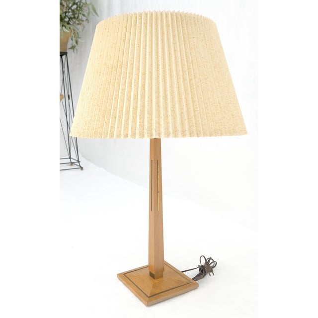 c1970s Solid Walnut Brass Inlay Obelisk Style Shape Square Base Table Lamp MINT! For Sale - Image 9 of 10