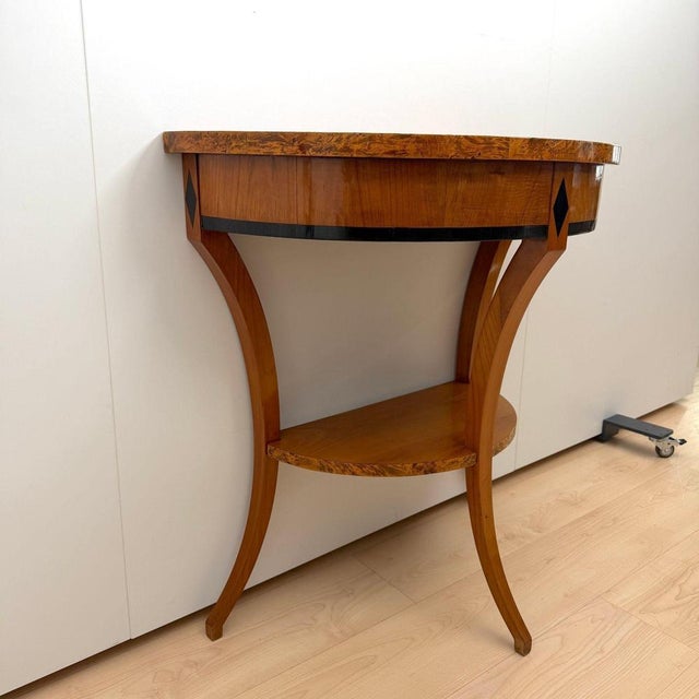 Biedermeier Demi-Lune Console in Cherrywood & Birch Burl, Franconia, 1830 For Sale - Image 6 of 18