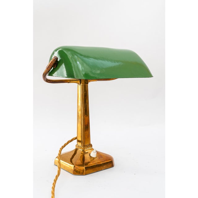 The enamel shade shows signs of use. Original condition European Plug (up to 250V).The wiring of this item may be original...