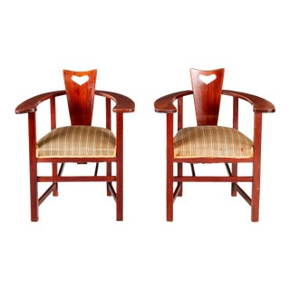 Antique Glasgow School of Arts and Crafts Abingwood Conversation Chairs by George Walton - a Pair For Sale