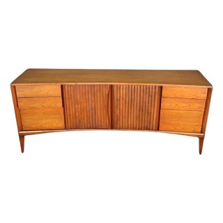 Mid 20th Century Mid-Century Curved Dresser by Unagusta, Attributed For Sale