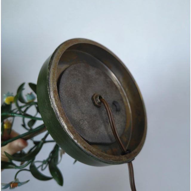 1950s Mid Century Modern Italian Tole Floral Table Lamp For Sale - Image 11 of 14