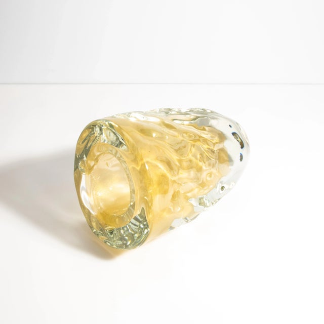 Hand Blown Murano Vase Buri in Clear With 24-Karat Gold Flecks Medium For Sale In Los Angeles - Image 6 of 9