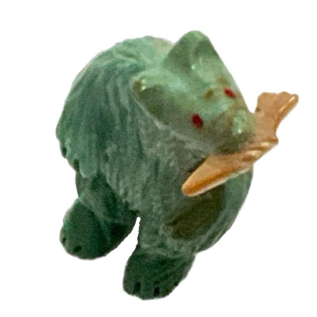 Native American Carved Turquoise Bear With Fish Fetish - Zuni or Zuni Style For Sale - Image 3 of 6