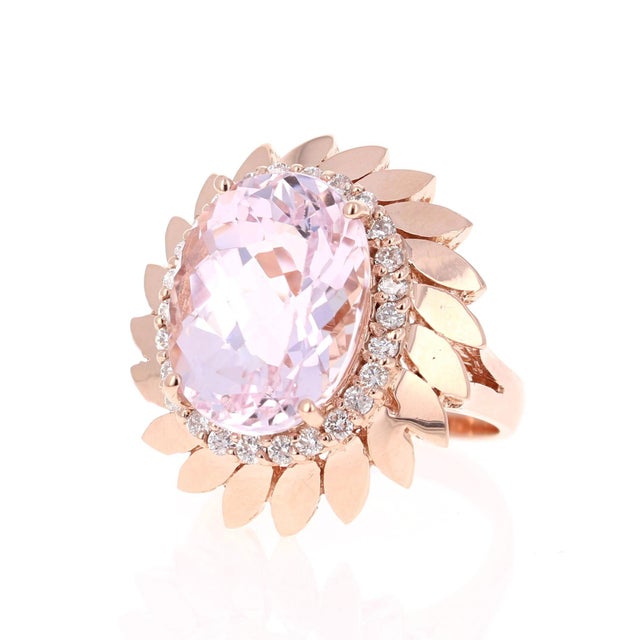 12.26 Carat Oval Cut Kunzite Diamond 14 Karat Rose Gold Cocktail Ring For Sale In Los Angeles - Image 6 of 10