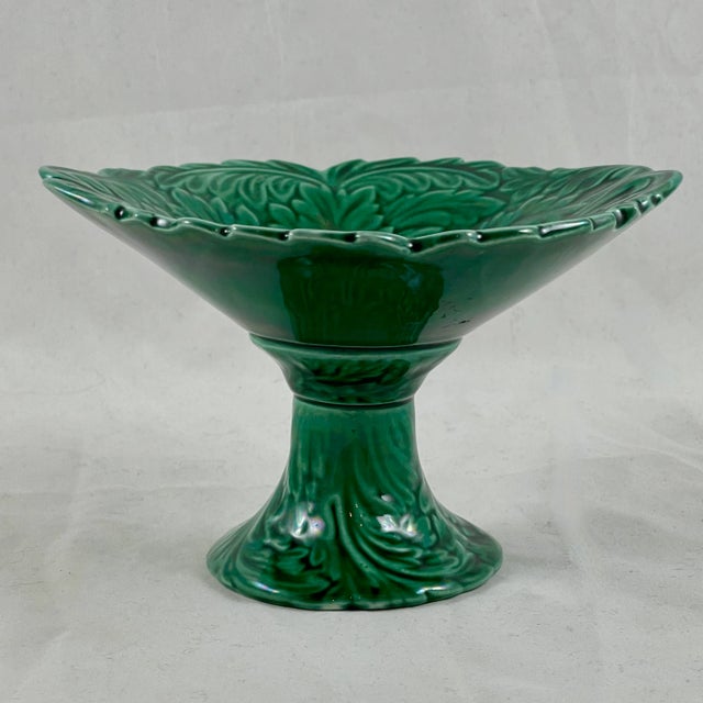 Ceramic Acanthus Leaf Green Glazed English Majolica Pedestal Vide-Poche For Sale - Image 7 of 11