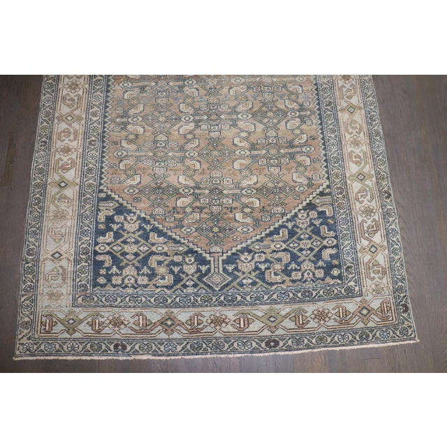 Vintage Persian Hamedanrug no. j5181 For Sale In New York - Image 6 of 7