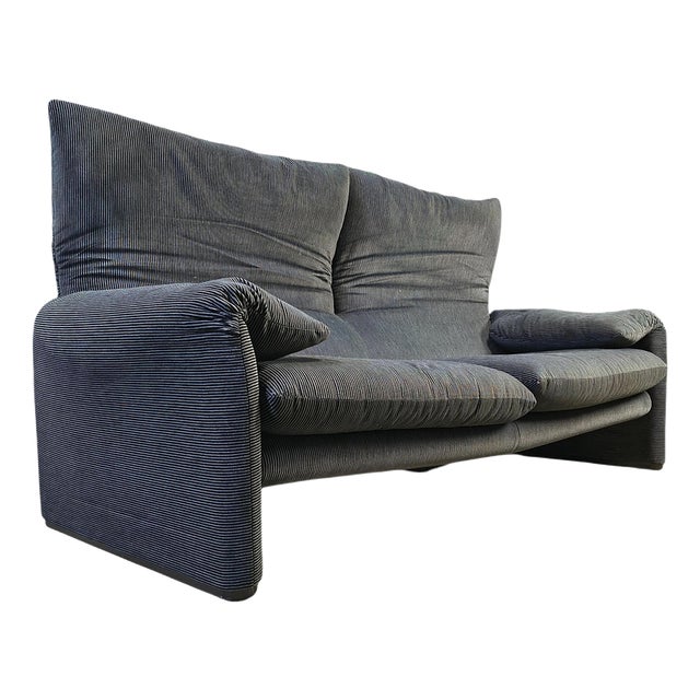 Maralunga Sofa by Vico Magistretti for Cassina, 1970s For Sale