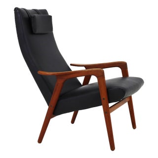 Ruster Lounge Chair by Yngve Ekström in Black Leather, Sweden, 1956 For Sale