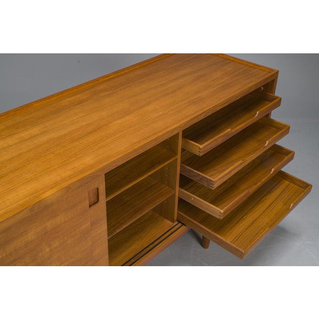 Wood Vintage Model No. 20 Sideboard by Niels O. Møller for J.L. Møllers, 1960s For Sale - Image 7 of 18