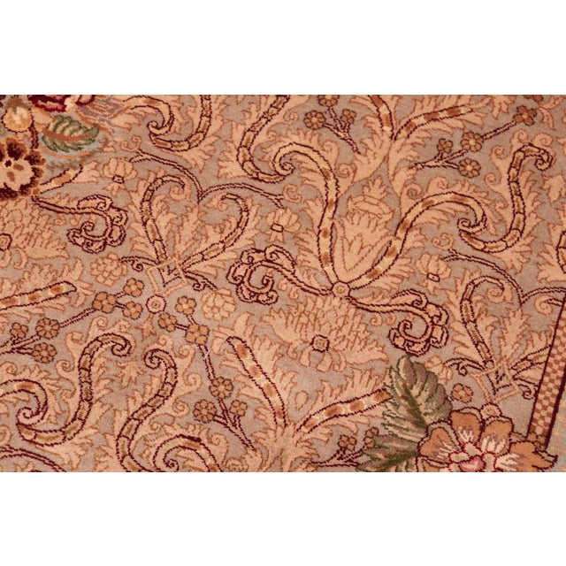 Shabby Chic 1990's Pak-Persian Taupe/Gold Wool Rug - 6'1'' X 9'7'' For Sale In New York - Image 6 of 9
