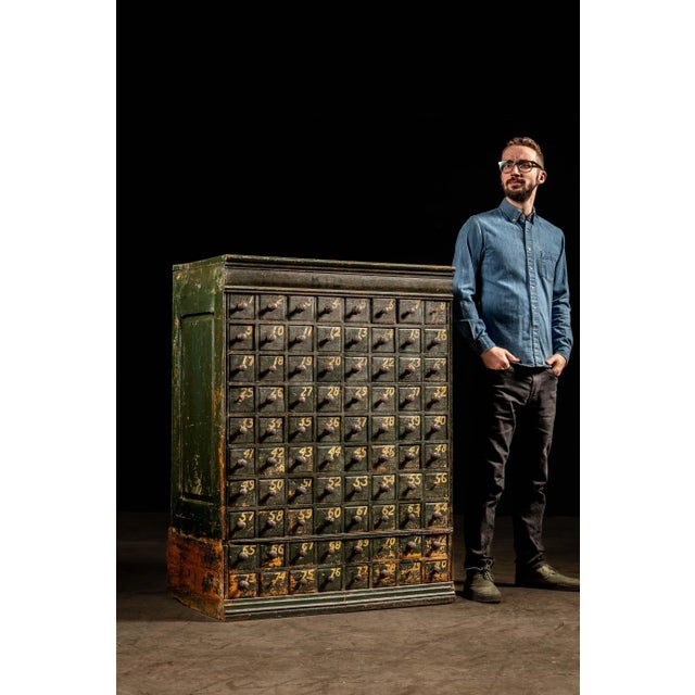 Industrial Early 20th Century Industrial Parts Cabinet in Green For Sale - Image 3 of 12