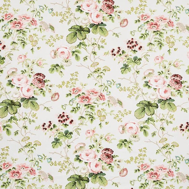 Sample - Schumacher Salisbury Chintz Fabric in Blush For Sale