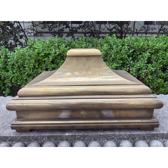Chapman Manufacturing Company 1970s Large Brass Box by Chapman For Sale - Image 4 of 12