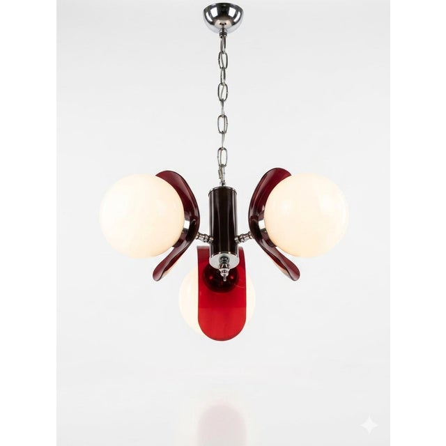 Atomic Sputnik Chrome Pendant Light with Clear and Red Acrylic Glass Shades, 1970s For Sale - Image 4 of 4