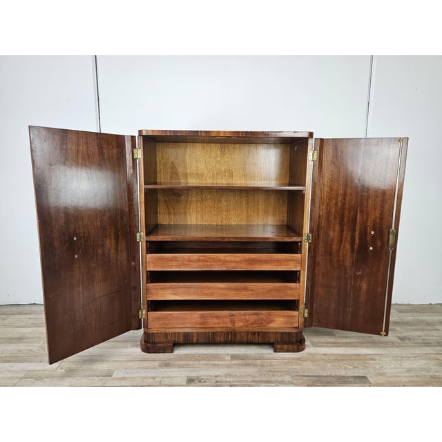 Art Deco Linear Sideboard in Walnut Burl, 1940 For Sale - Image 15 of 18