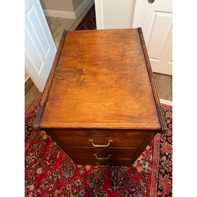 Mission Antique Quarter-Sawn Oak 3 Drawer File Cabinet – Refinished For Sale - Image 3 of 3