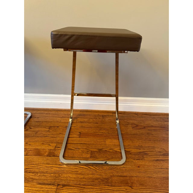Knoll Knoll Four Seasons Chrome and Leather Barstools - Set of 2 For Sale - Image 4 of 12