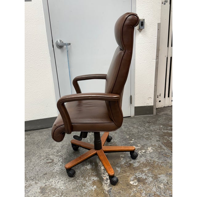 Ethan Allen Ethan Allen High Back Executive Swivel Office Chair For Sale - Image 4 of 12
