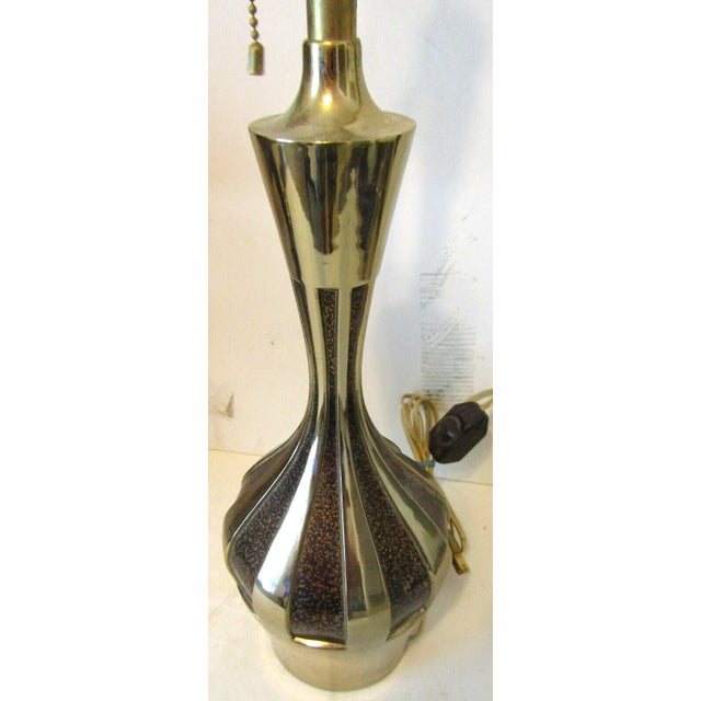 Mid-Century Modern 1970's Textured Brass Table Lamp Attributed to Tony Paul for Laurel Lamp Co For Sale - Image 3 of 8