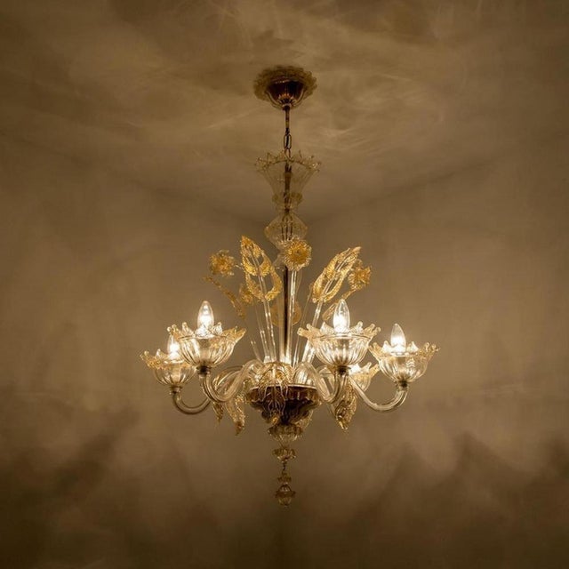 Large Venetian Chandelier in Gilded Murano Glass attributed to Barovier, 1960s For Sale - Image 18 of 18