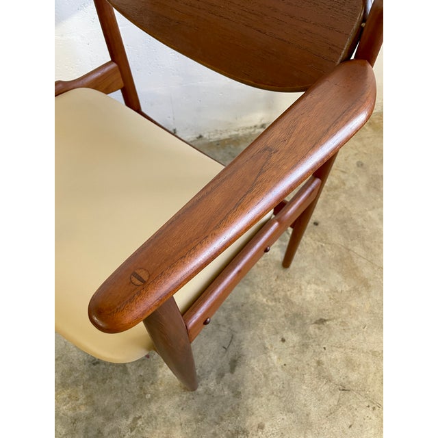 1950s Arne Hovmand-Olsen Danish Modern Teak Armchairs With Leather, 1950 For Sale - Image 5 of 14