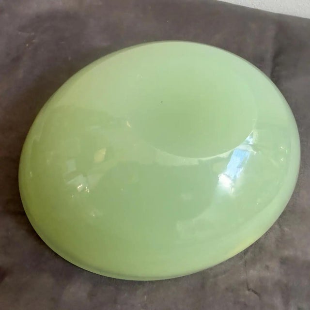 Mid-Century Modern 1960s MId-Century Modern Green Murano Glass Oval Bowl by Archimede Seguso For Sale - Image 3 of 14