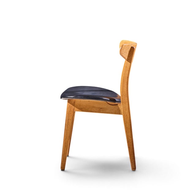 Hans Wegner for Carl Hansen Ch30 Mid Century Danish Teak and Oak Dining Chairs - Set of 6 For Sale - Image 9 of 11
