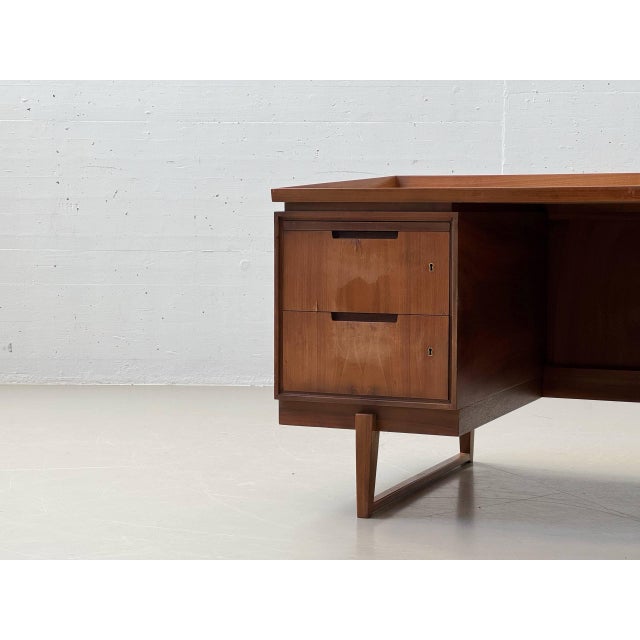 Brown Mid-Century Desk in Walnut, 1960s For Sale - Image 8 of 18