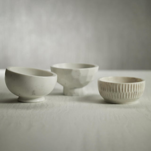 Elevate your next dinner party with the Hammered Marble Condiment Bowl. Crafted from exquisite white polished marble, this...