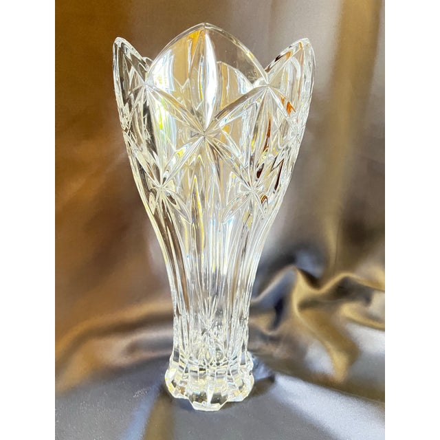 Glass Lenox Shooting Star Crystal Vase, 14” Sculptural Starburst Form For Sale - Image 7 of 10