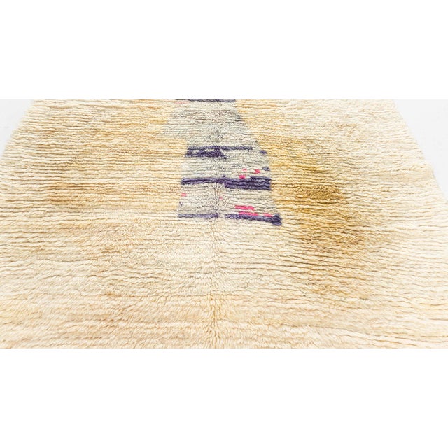 Modern Moroccan Hand-Knotted Wool Rug by Doris Leslie Blau For Sale In New York - Image 6 of 8
