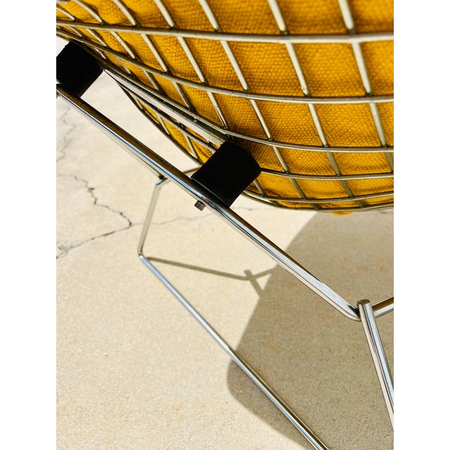 1960s 1960’s Knoll Bird Chair & Ottoman in Original Fabric Designed by Harry Bertoia For Sale - Image 5 of 12