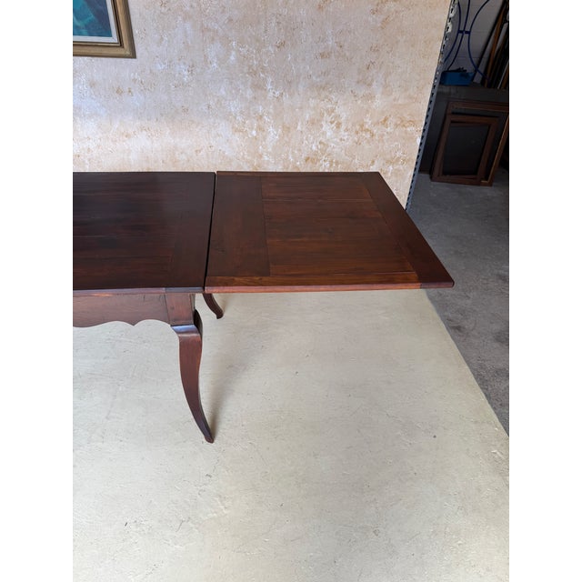 French Early 20th Century Walnut Farm Table With Cabriole Legs and Two Extension Leaves For Sale - Image 16 of 18