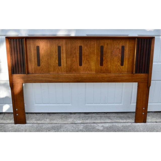 Vtg. Lane Walnut & Rosewood Queen/Full Mid Century Modern Headboard For Sale - Image 13 of 13