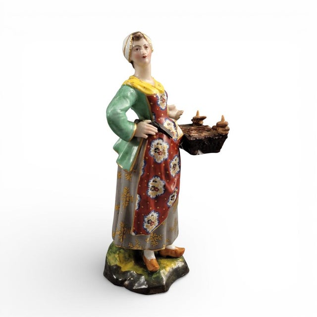 English Bun Seller Figure from Derby Porcelain, 1800s For Sale - Image 6 of 12