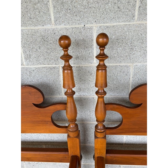Eldred Wheeler Cannonball Style Twin Maple Poster Bed Frames - A Pair For Sale In Philadelphia - Image 6 of 12