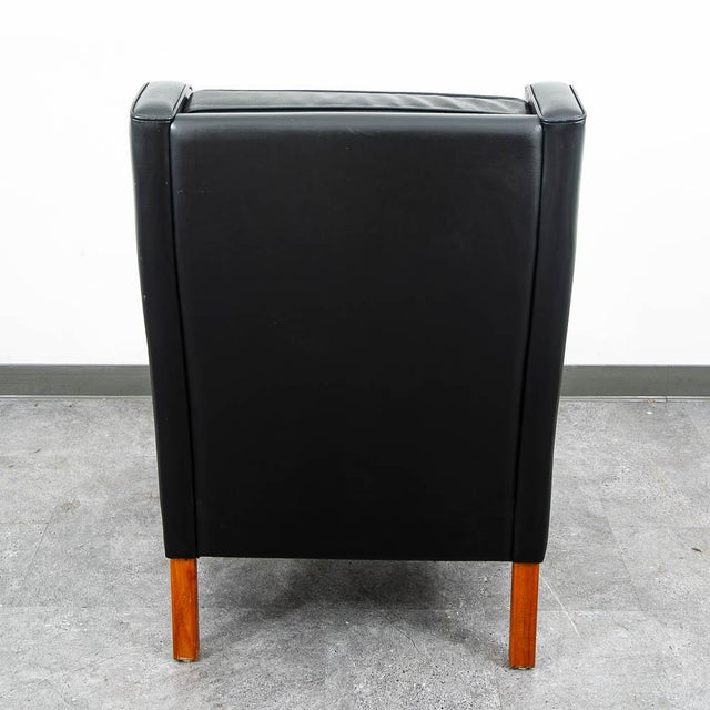 Mid Century Danish Modern Lounge Chair Leather Black Arm Denmark Wingback MCM For Sale - Image 4 of 11