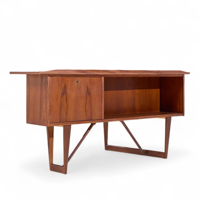 Brown Peter Løvig Nielsen for Hedensted Møbelfabrik Mid Century Danish Teak Boomerang Desk For Sale - Image 8 of 12