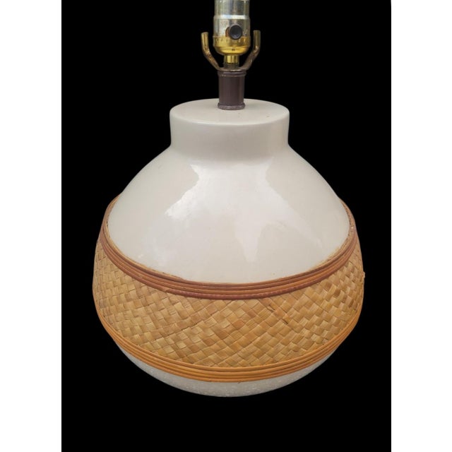 Traditional Vintage Rattan Wrapped Off White Round Boho Ceramic Table Lamps- A Pair For Sale - Image 3 of 7