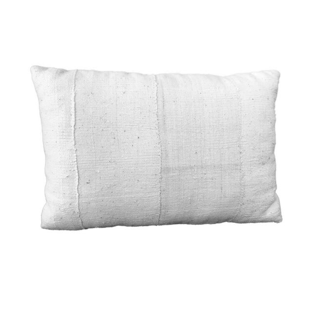 African VTG Mud Cloth Bogolan Black & White Lumbar Pillow African Mali 20" by 13" For Sale - Image 3 of 6